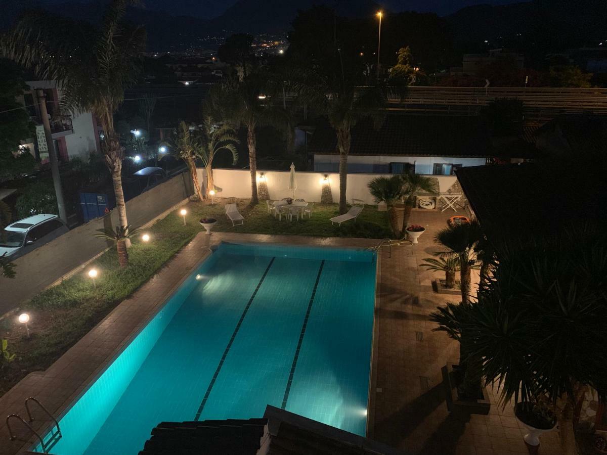 Casa Vacanze Villa Grace Villagrazia Di Carini Dış mekan fotoğraf