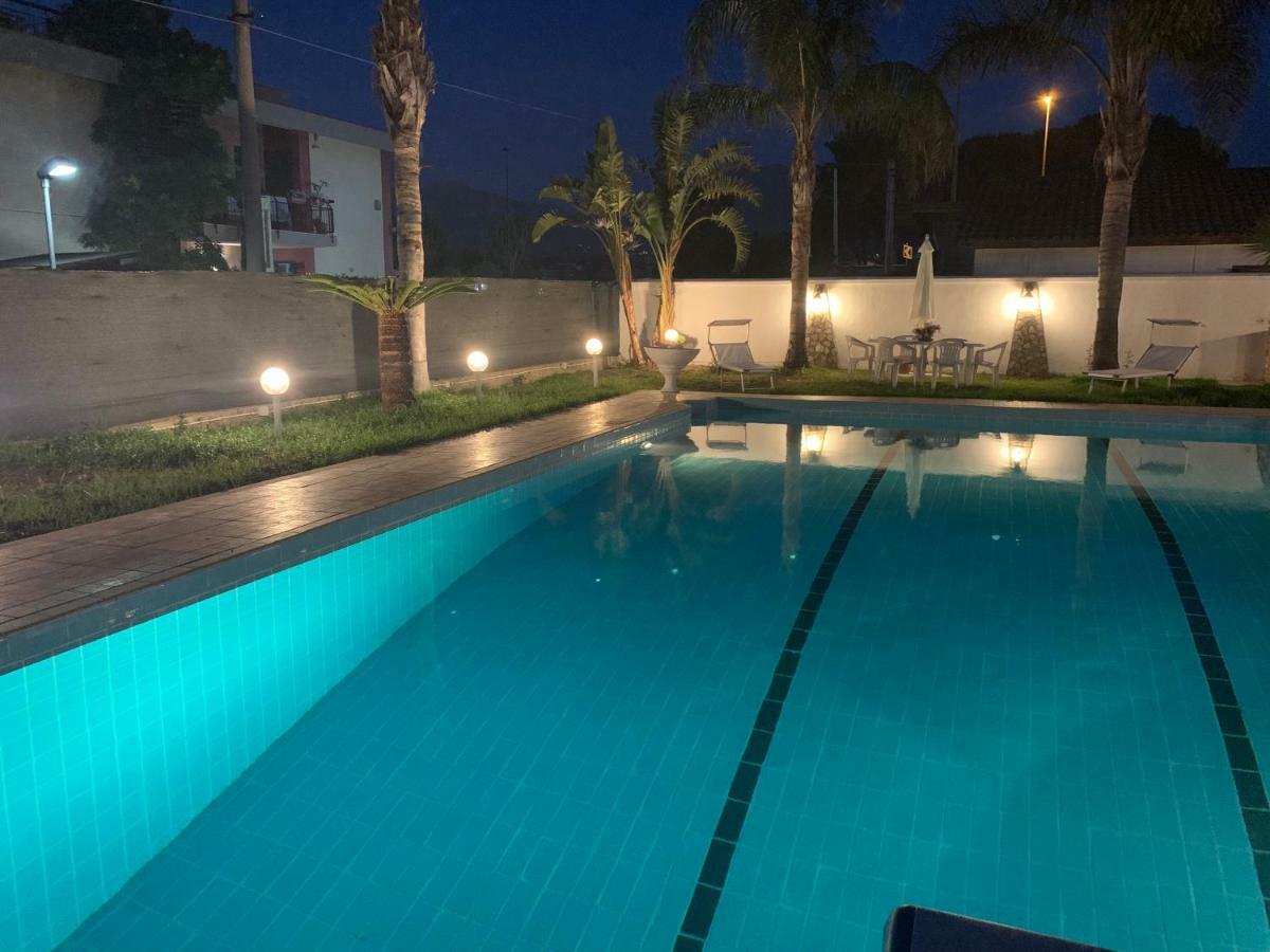 Casa Vacanze Villa Grace Villagrazia Di Carini Dış mekan fotoğraf